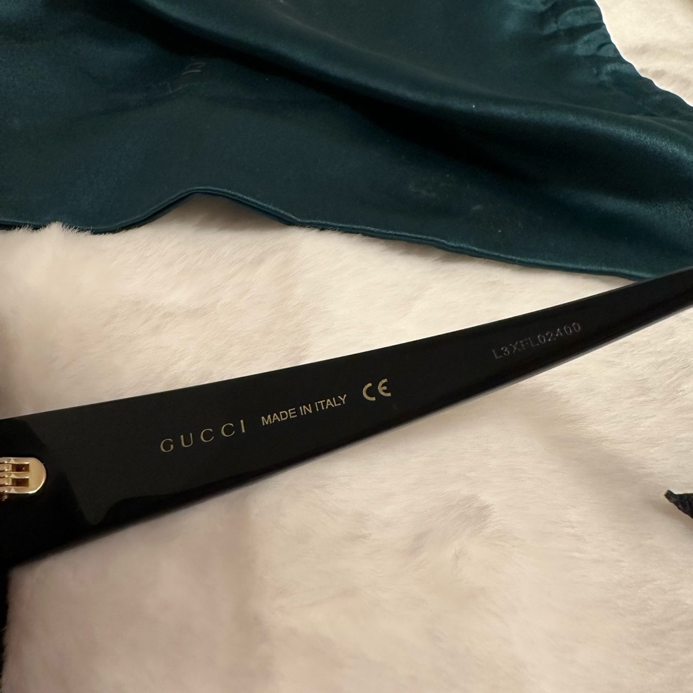Gucci Oversized Rectangular Sunglasses- Gg0896s - image 7